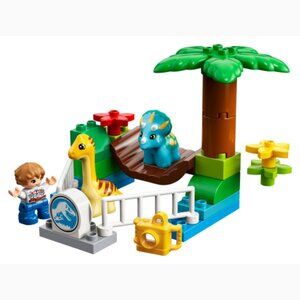 Lego Duplo Jurassic World (10879) - Complete Set